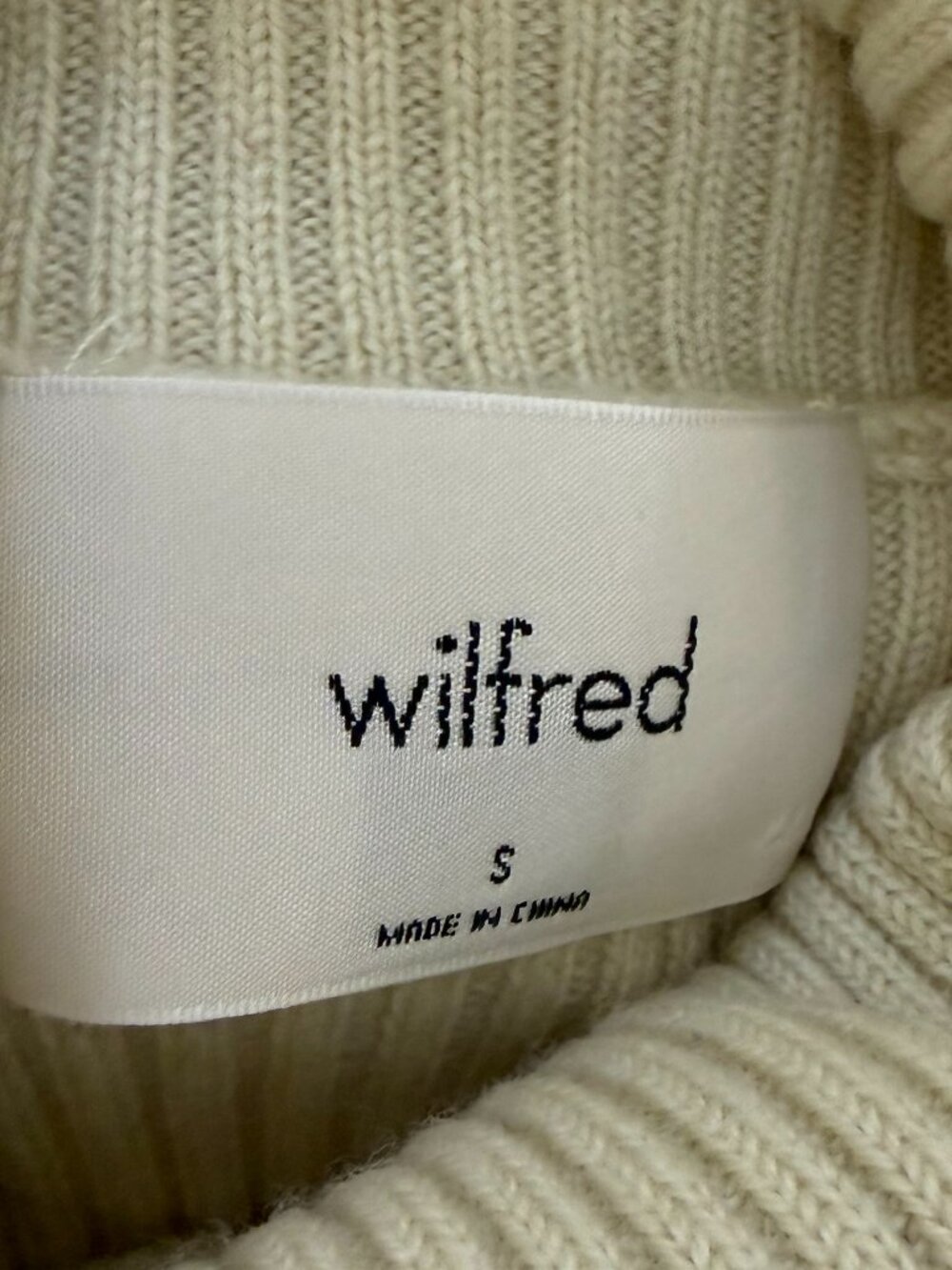 Aritzia Wilfred Cream Ribbed Cropped Turtleneck Sweater S - Picture 5 of 5